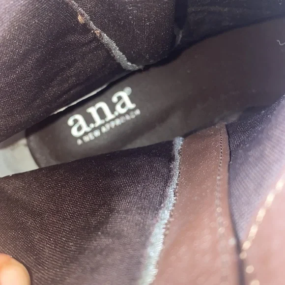 A.n.a brown ankle bootie faux leather Strappy buckle 7.5 zip up fall boots 7 1/2 - Picture 10 of 11